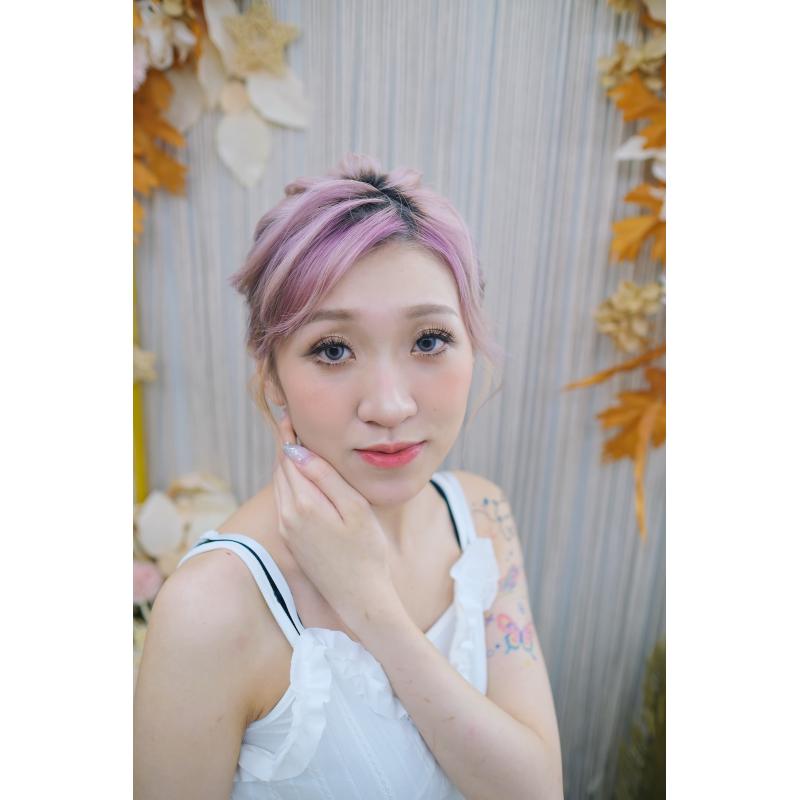 Queen Seven Wedding Makeup