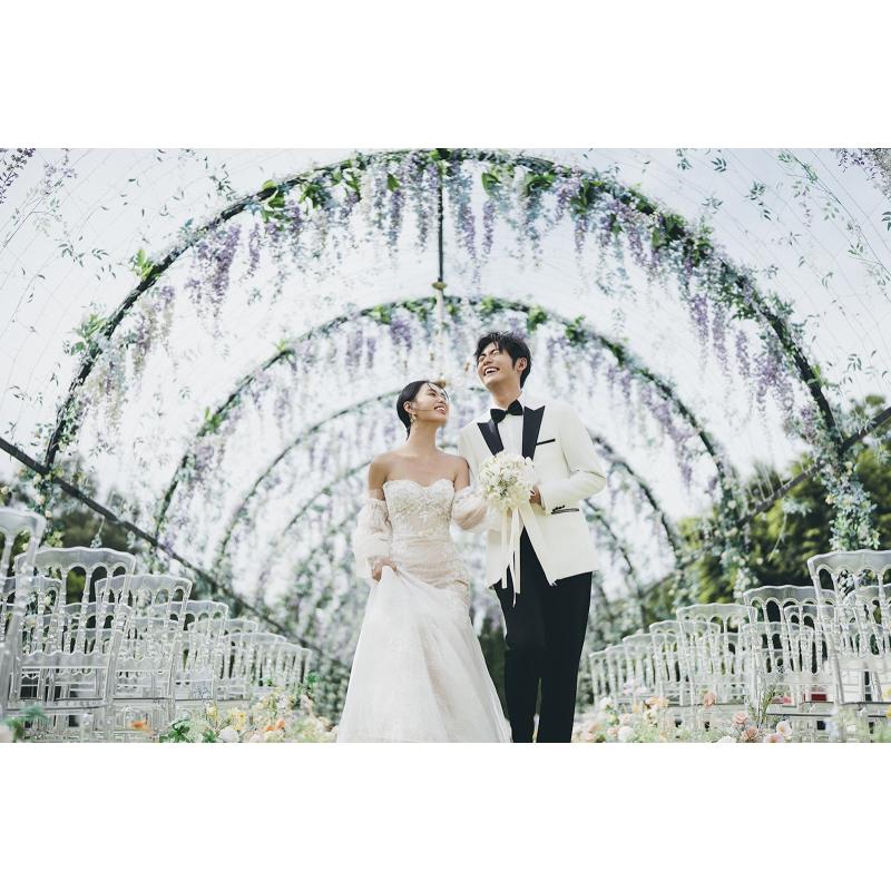 Mona Lisa Bridal Salon